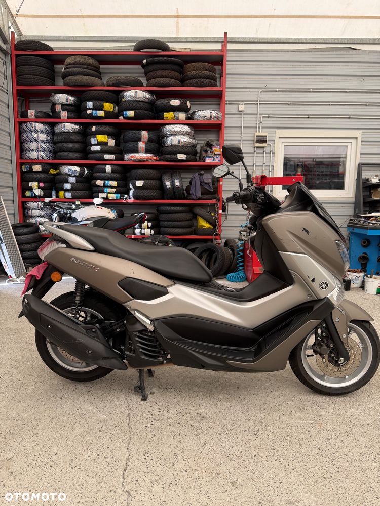 Yamaha NMAX - 8