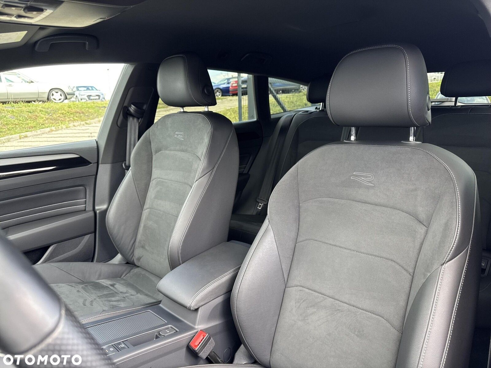 Volkswagen Arteon 2.0 TSI R-Line DSG - 12