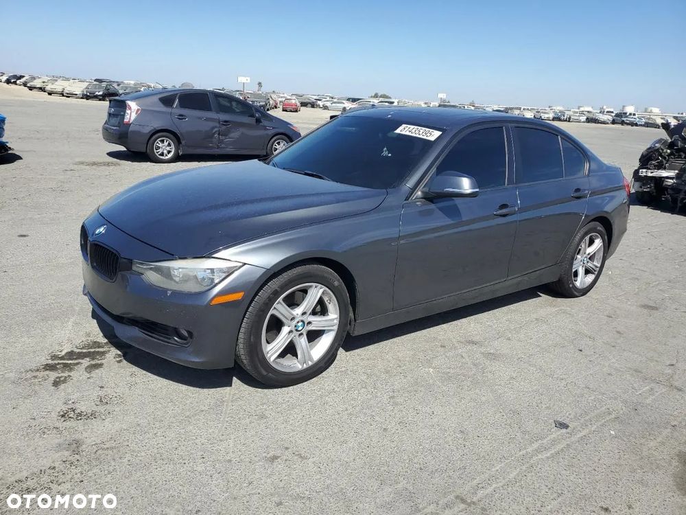 BMW Seria 3 328i - 2