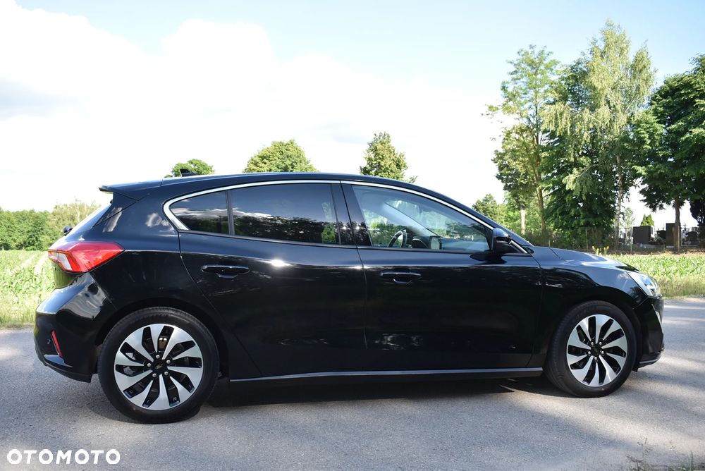 Ford Focus 1.0 EcoBoost Titanium X - 13
