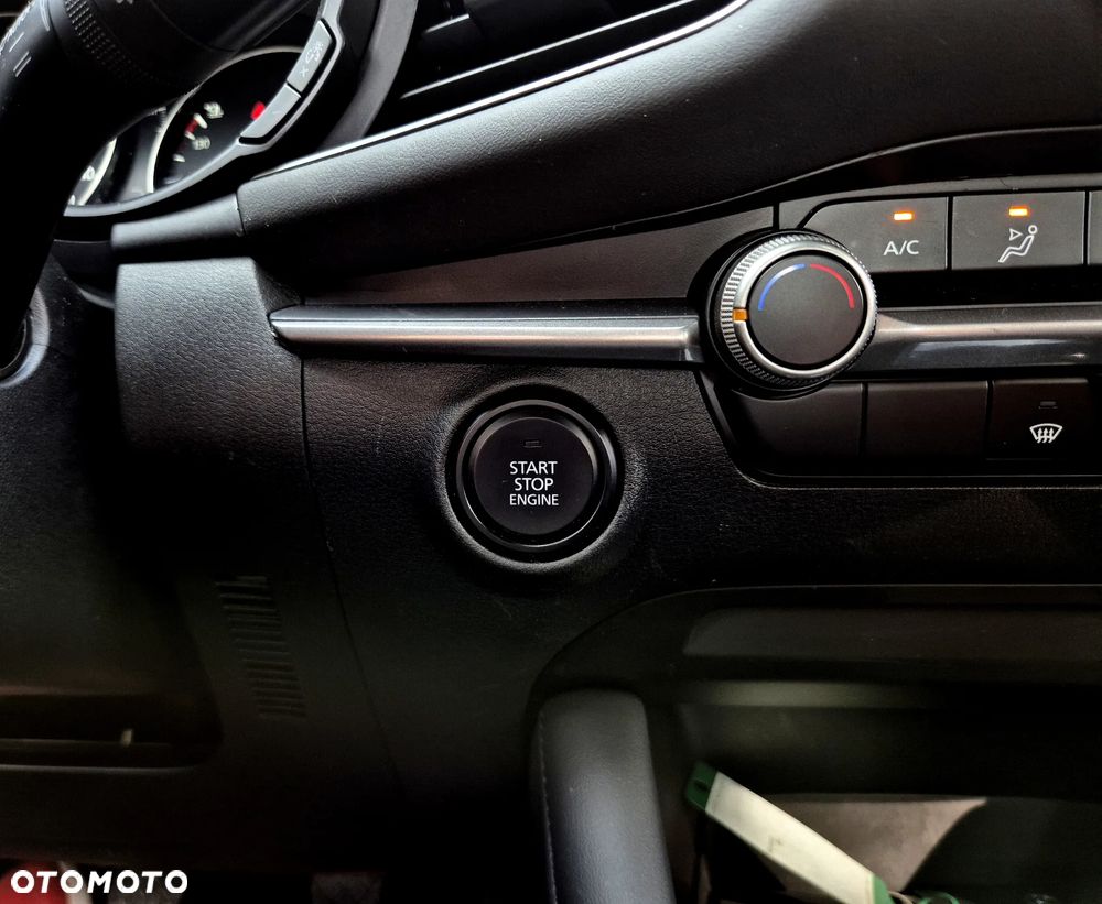 Mazda 3 e-SKYACTIV-G 122 M HYBRID EXCLUSIVE-LINE - 18