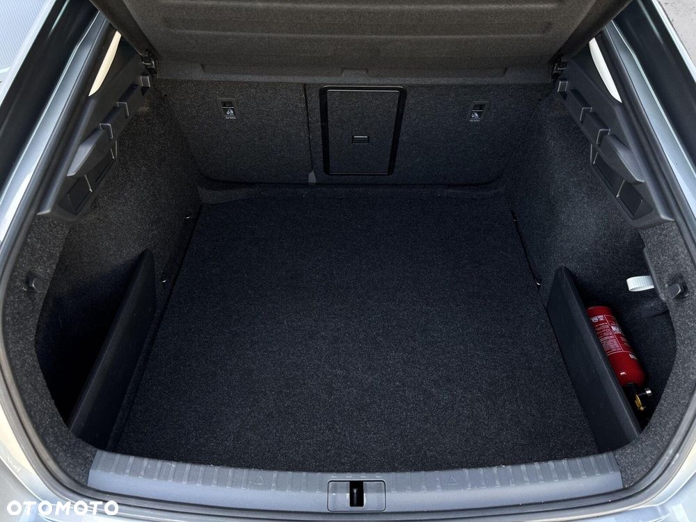 Skoda Octavia 1.5 TSI mHEV Selection DSG - 10