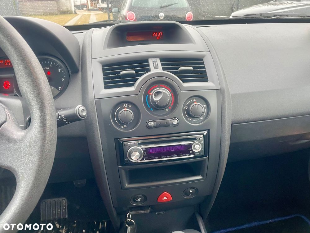 Renault Megane 1.6 RXE 16V - 33