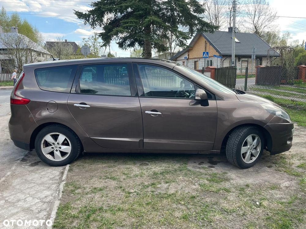 Renault Scenic 1.5 dCi Authentique - 3