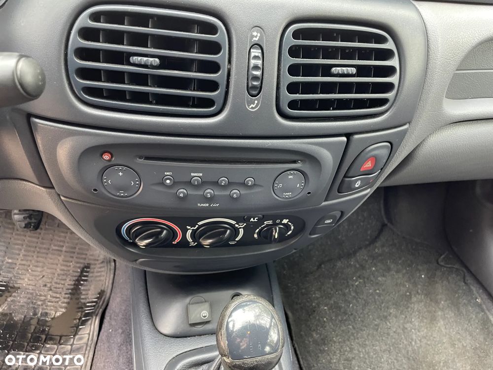 Renault Megane - 9