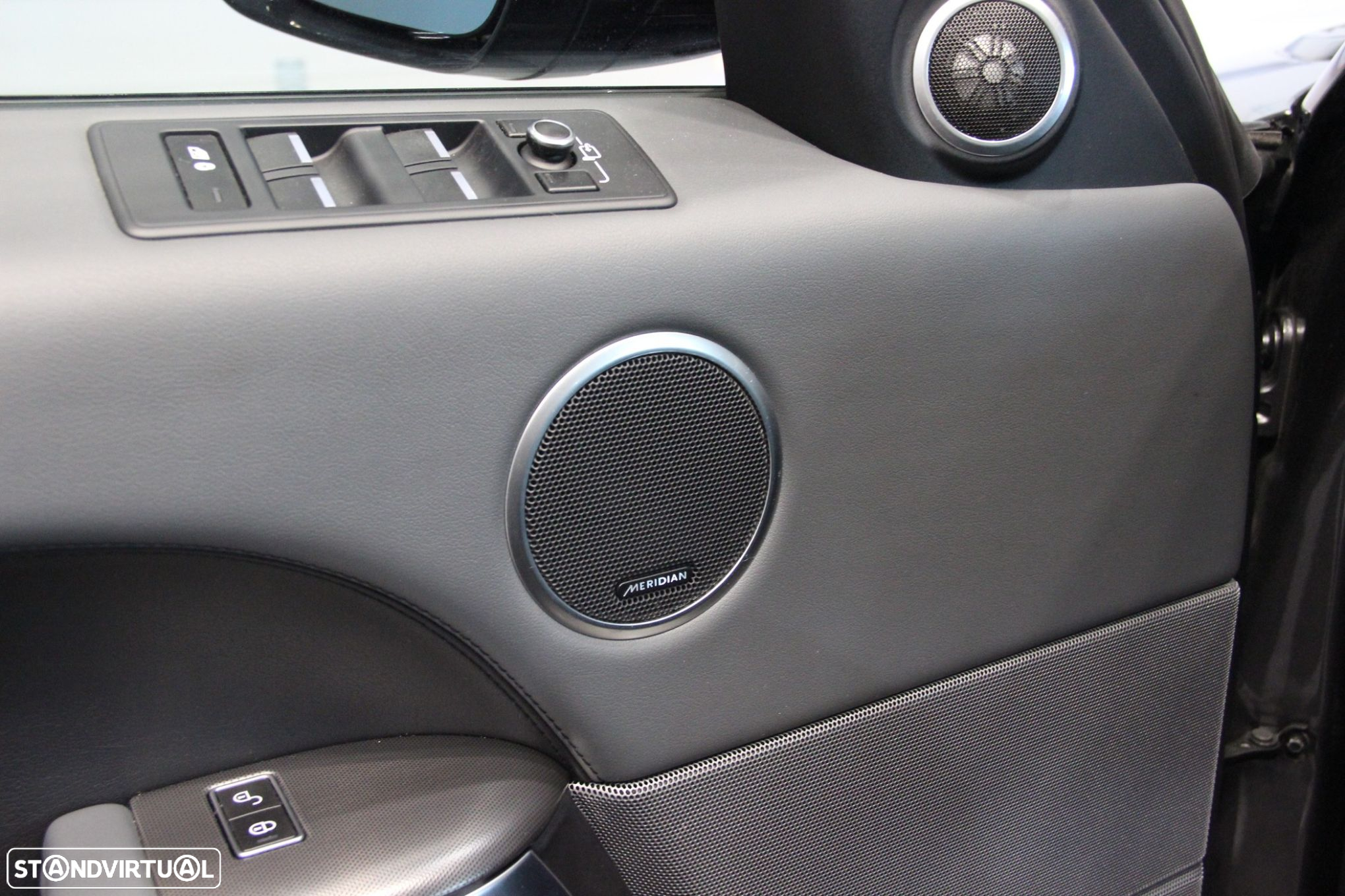 Land Rover Range Rover Sport 3.0 SDV6 HEV HSE Dynamic - 16