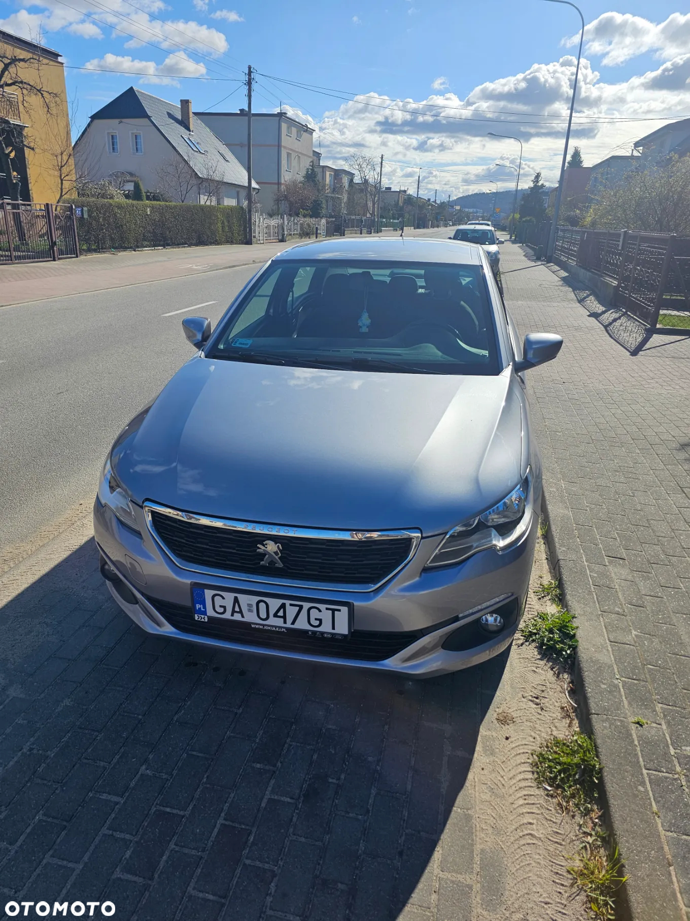 Peugeot 301 1.6 VTi Active - 2