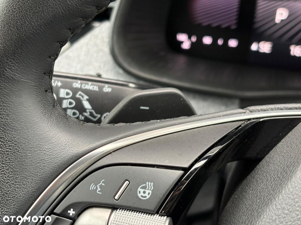 Skoda Kamiq 1.0 TSI Selection DSG - 25