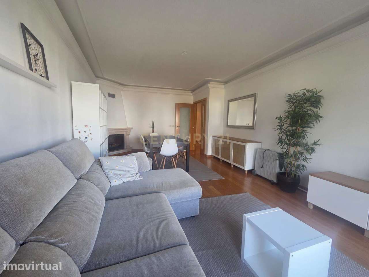 Apartamento T2 para arrendamento com box e elevador - Grande imagem: 5/36