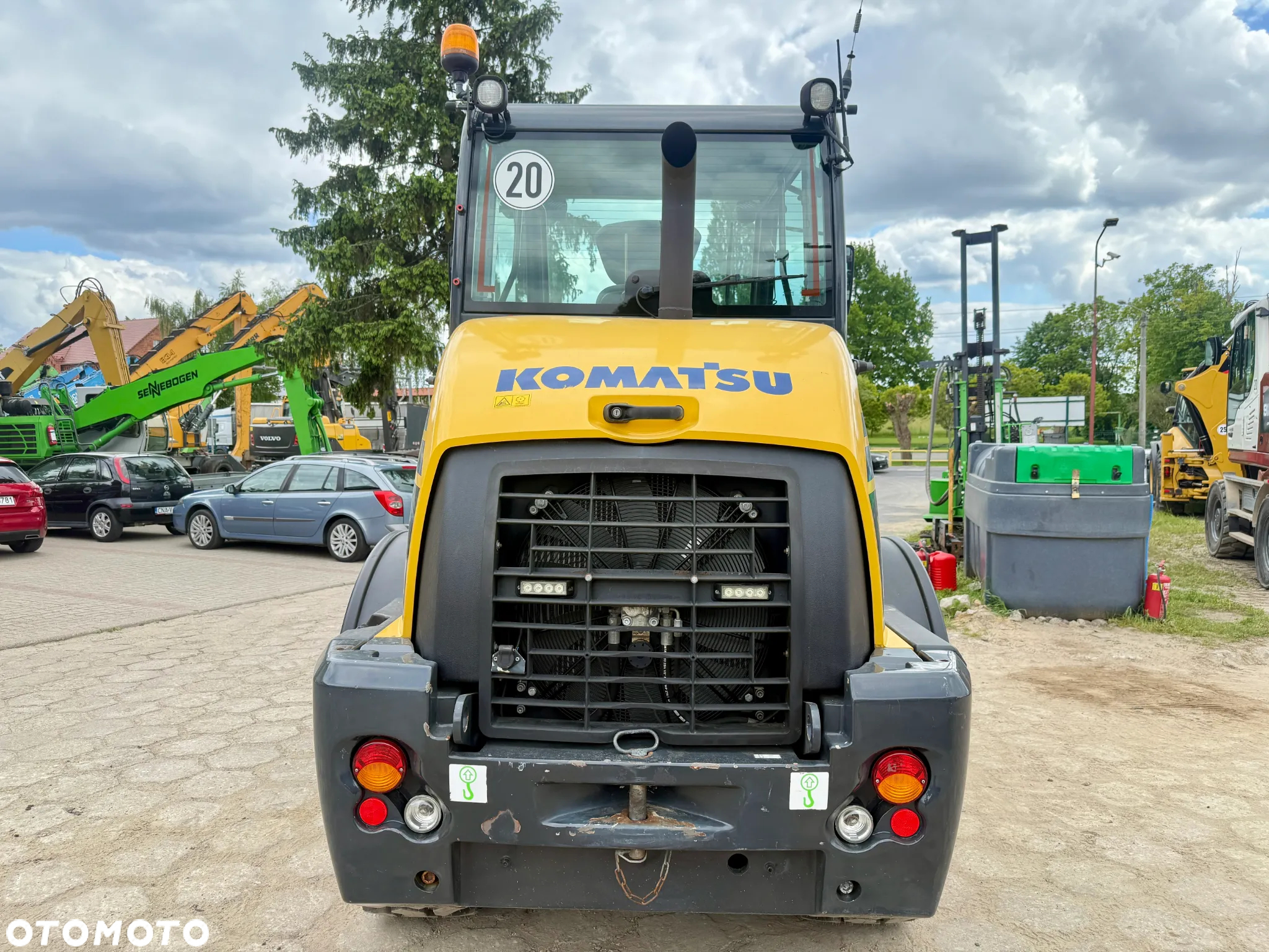 Komatsu ładowarka kołowa przegubowa WA80 centralne smarowanie NOWE opony - 3