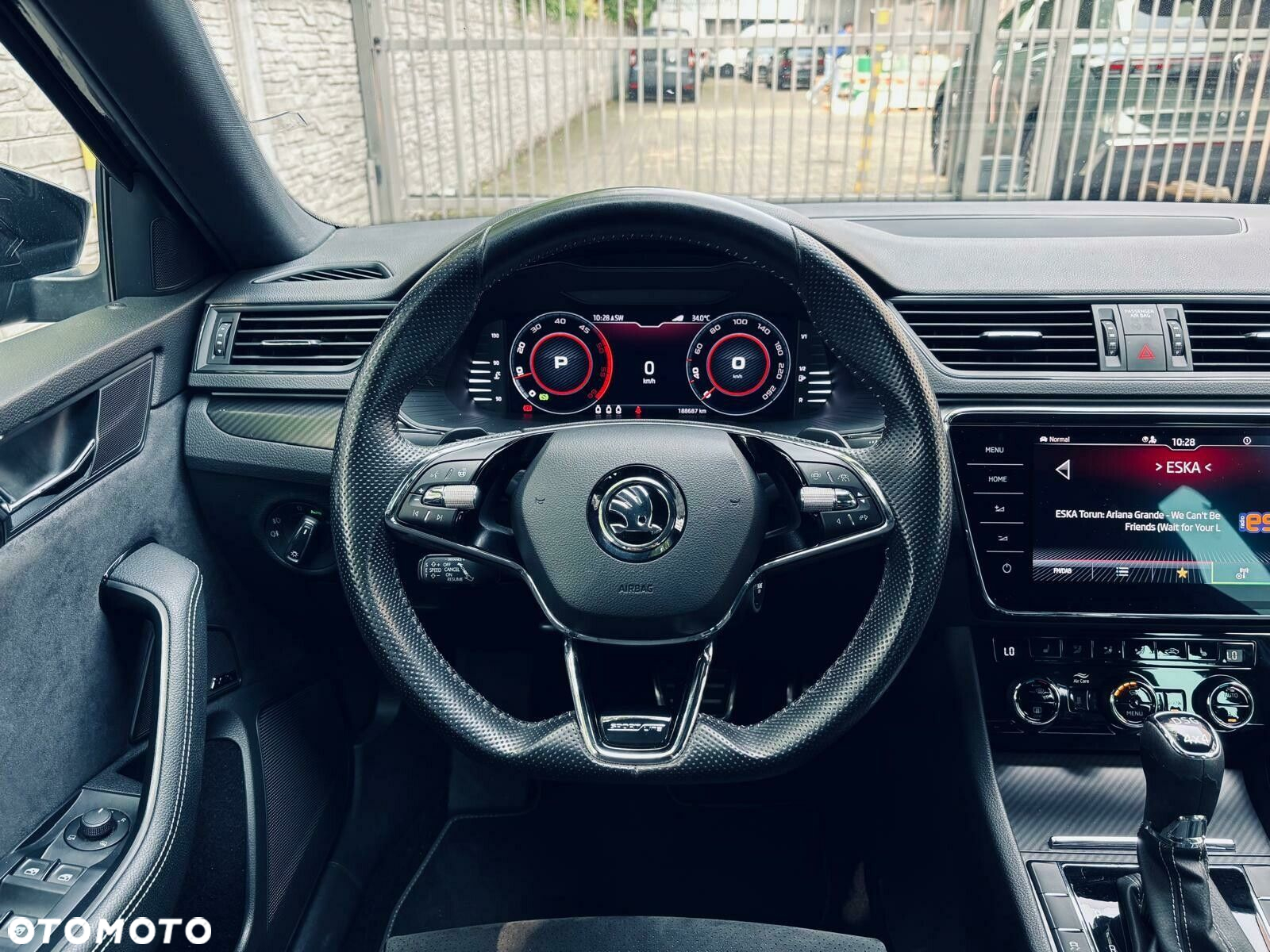 Skoda Superb 2.0 TDI SCR 4x4 Sportline DSG - 25