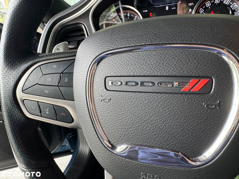 Dodge Challenger 5.7 R/T - 26