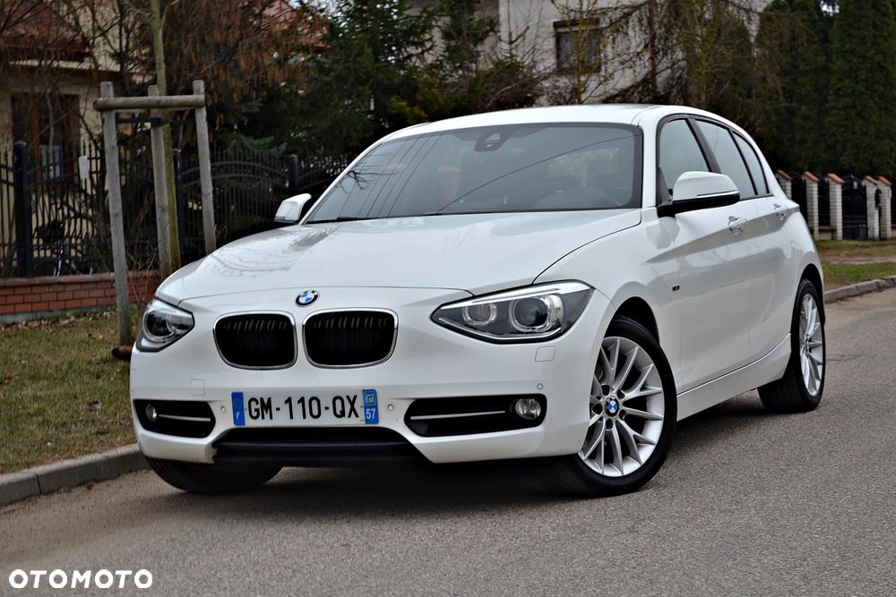BMW Seria 1 120d xDrive Sport Line - 2