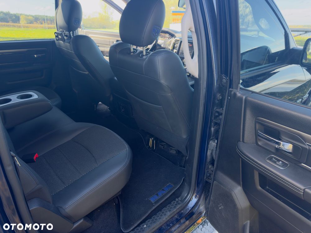 Dodge RAM 5.7 4x4 - 14