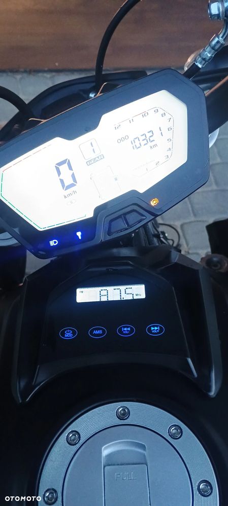 Motobi Inny - 10