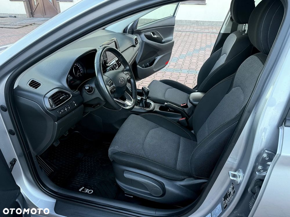 Hyundai i30 1.0 T-GDI Smart - 22