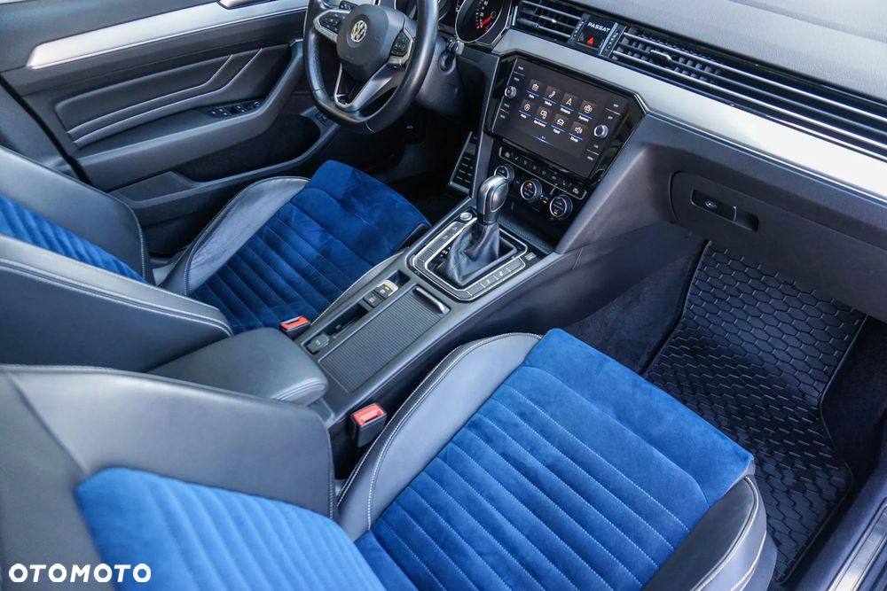 Volkswagen Passat 1.5 TSI EVO Elegance DSG - 34