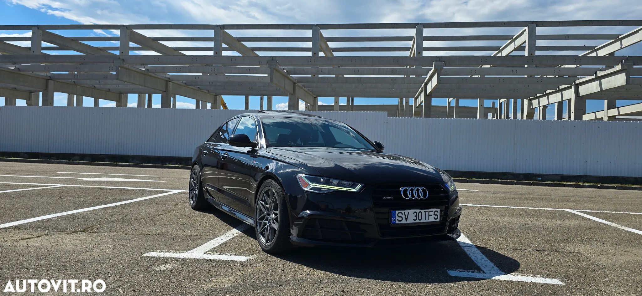 Audi A6 Avant 3.0 TFSI quattro S tronic - 1