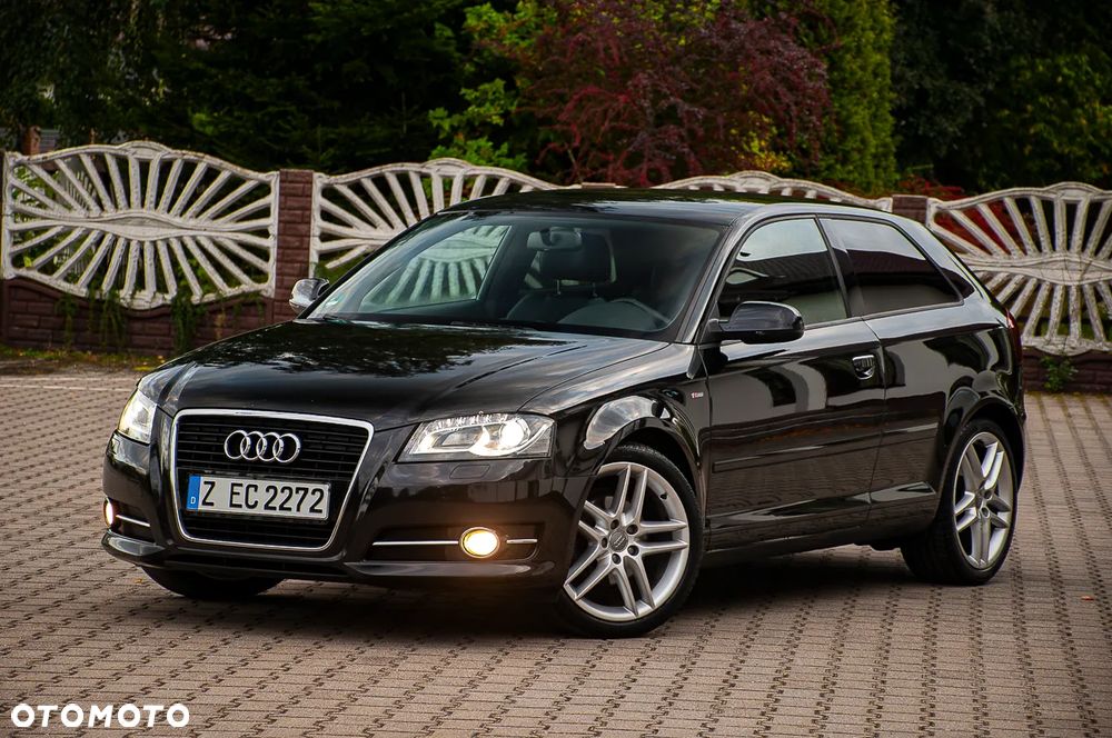 Audi A3 3-drzwiowe 1.4 TFSI S line Sportpaket (plus) - 4