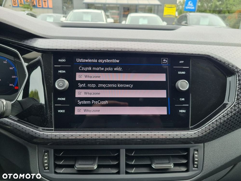 Volkswagen T-Cross 1.6 TDI SCR DSG Style - 31
