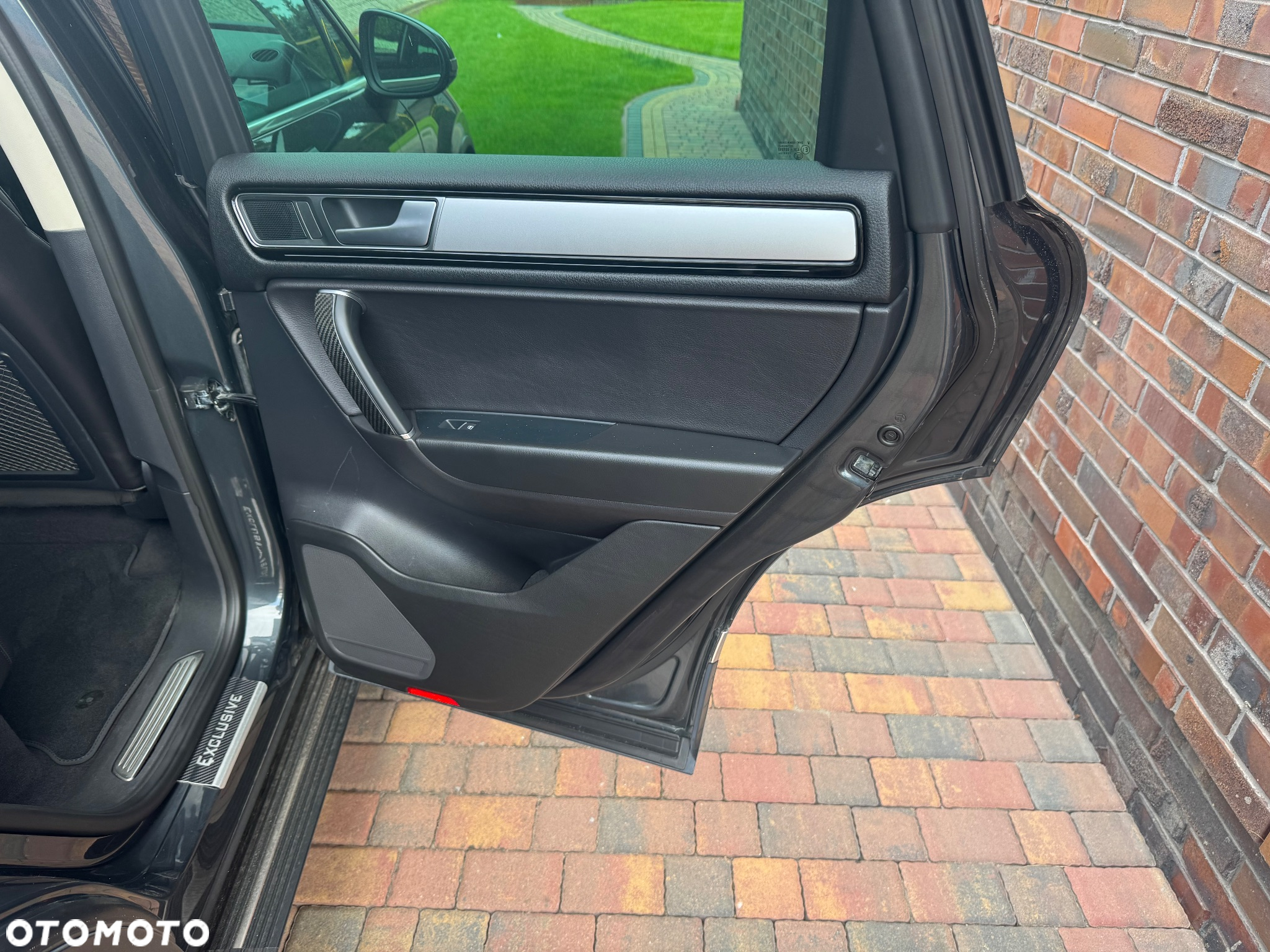 Volkswagen Touareg 3.0 V6 TDI BMT Perfectline R-Style - 29