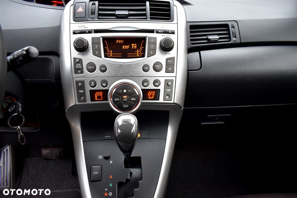 Toyota Verso 1.8 Multidrive Edition - 28