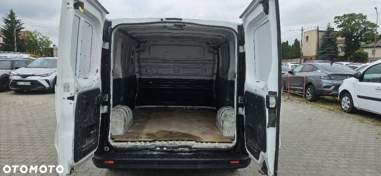 Renault Trafic - 14
