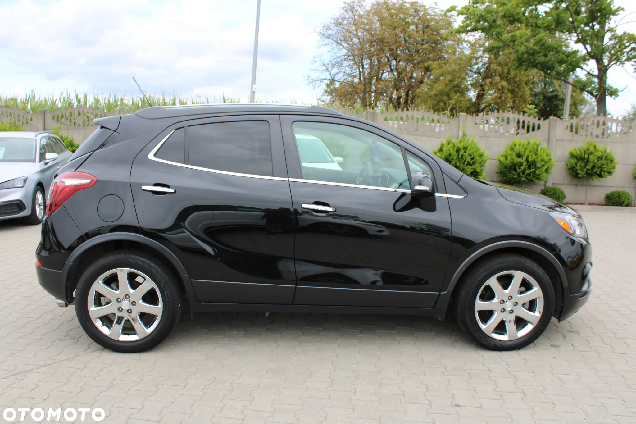 Buick Encore - 5