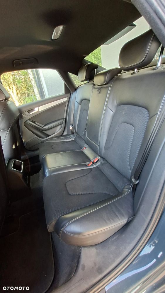 Audi A4 Limousine 1.8 TFSI S line Sportpaket - 28