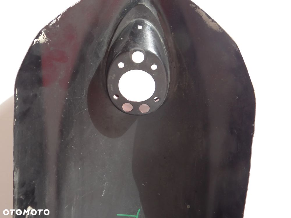 TRIUMPH RACET 3 BŁOTNIK TYŁ T004 - 9