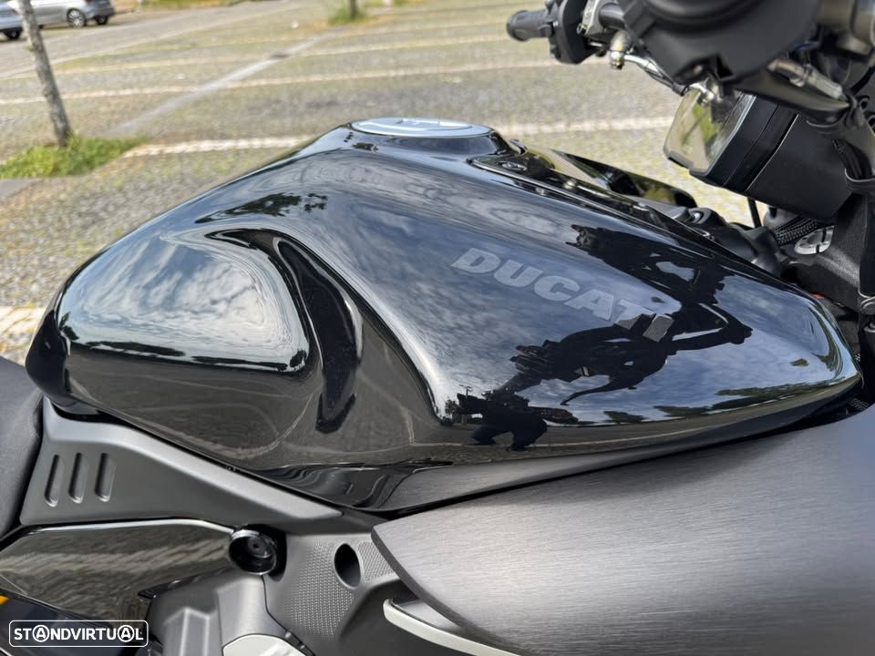 Ducati Diavel V4 Thrilling Black - 15