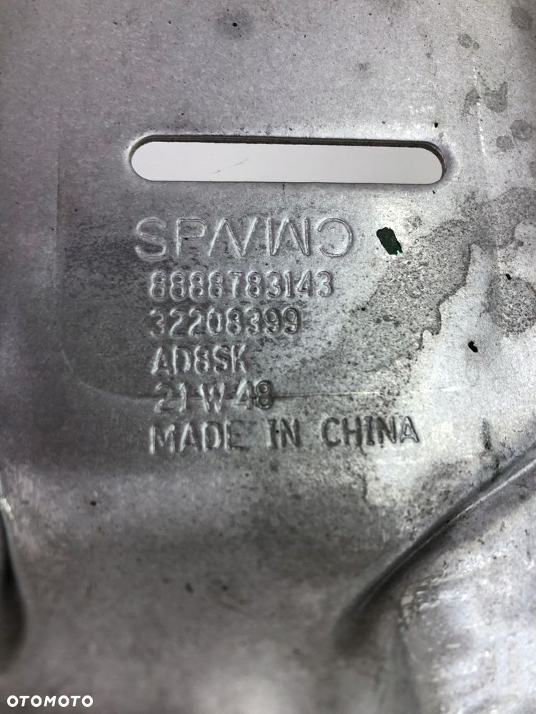 VOLVO XC40 OSŁONA TERMICZNA KATALIZATORA 32208399 - 3