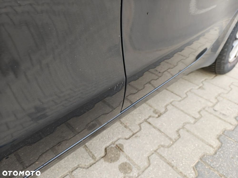 Kia Ceed - 25