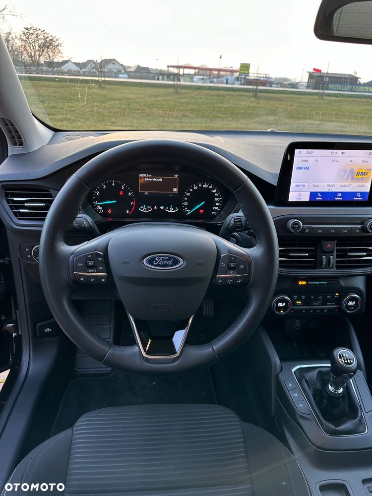Ford Focus 1.0 EcoBoost Titanium X - 17
