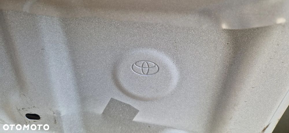 DRZWI PRAWE TYLNE TYŁ TOYOTA COROLLA E16 E18 SEDAN - 6