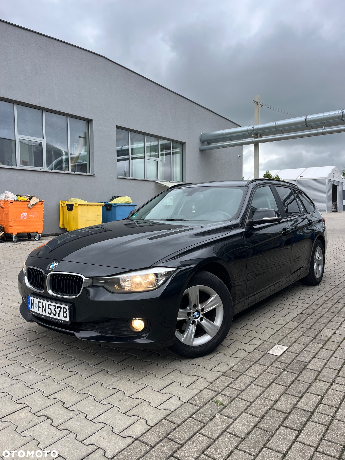 BMW Seria 3 318d Touring - 6
