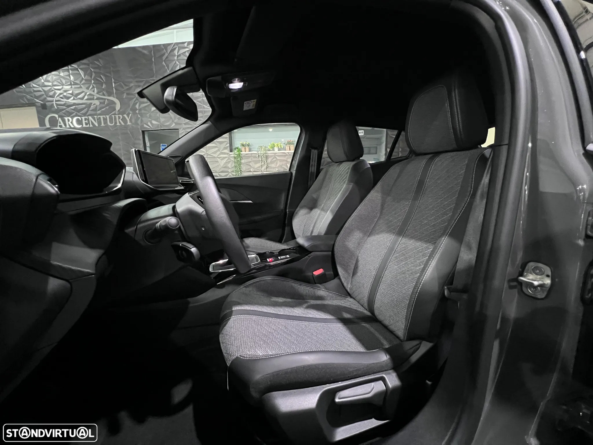Peugeot 2008 1.2 PureTech Allure - 6
