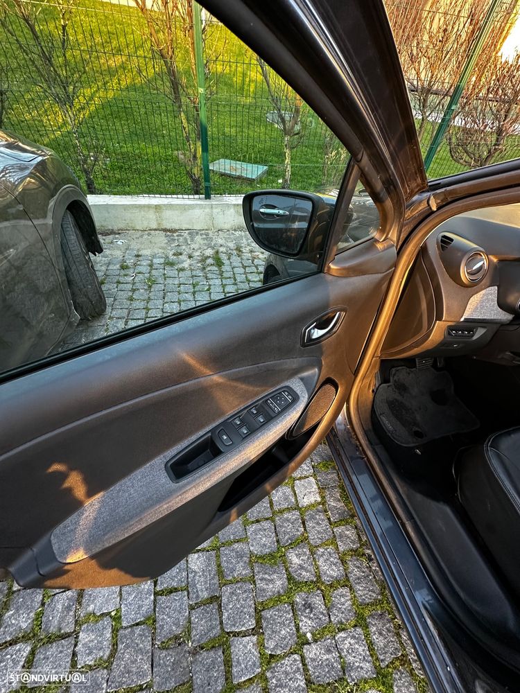 Renault Zoe (c/ Bateria) Exclusive 50 - 2