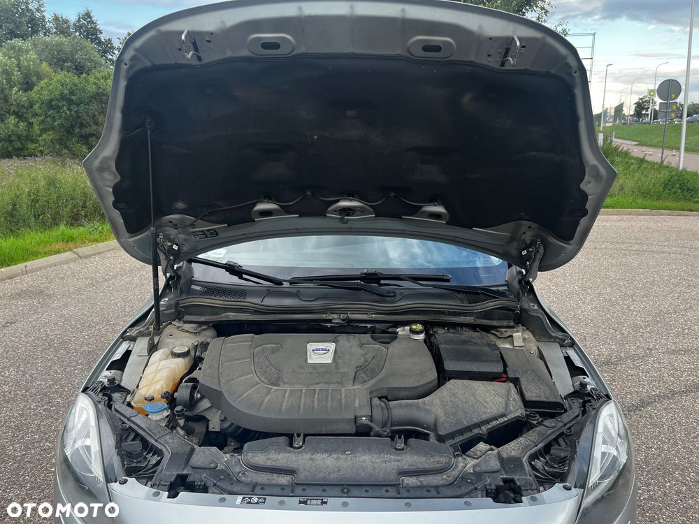 Volvo V40 D3 Summum - 12