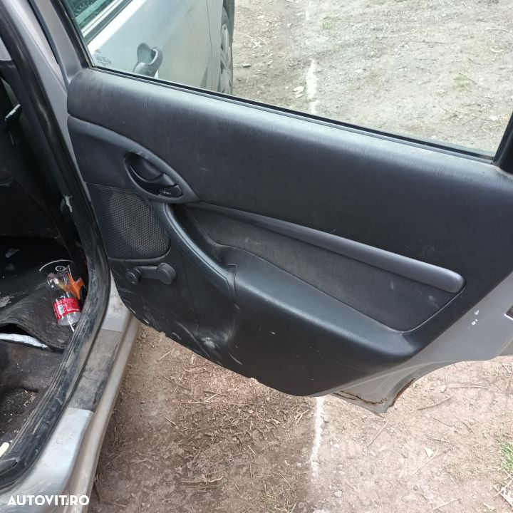 Dezmembrari  Ford FOCUS Mk 1  1998  > 2007 1.8 Turbo DI / TDDi Motori - 5