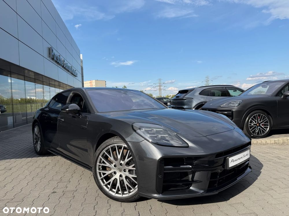 Porsche Panamera Turbo E-Hybrid - 1