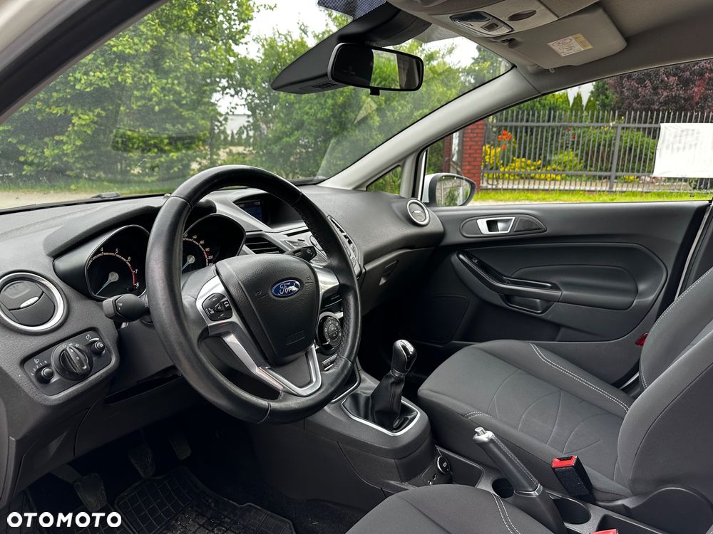 Ford Fiesta - 11