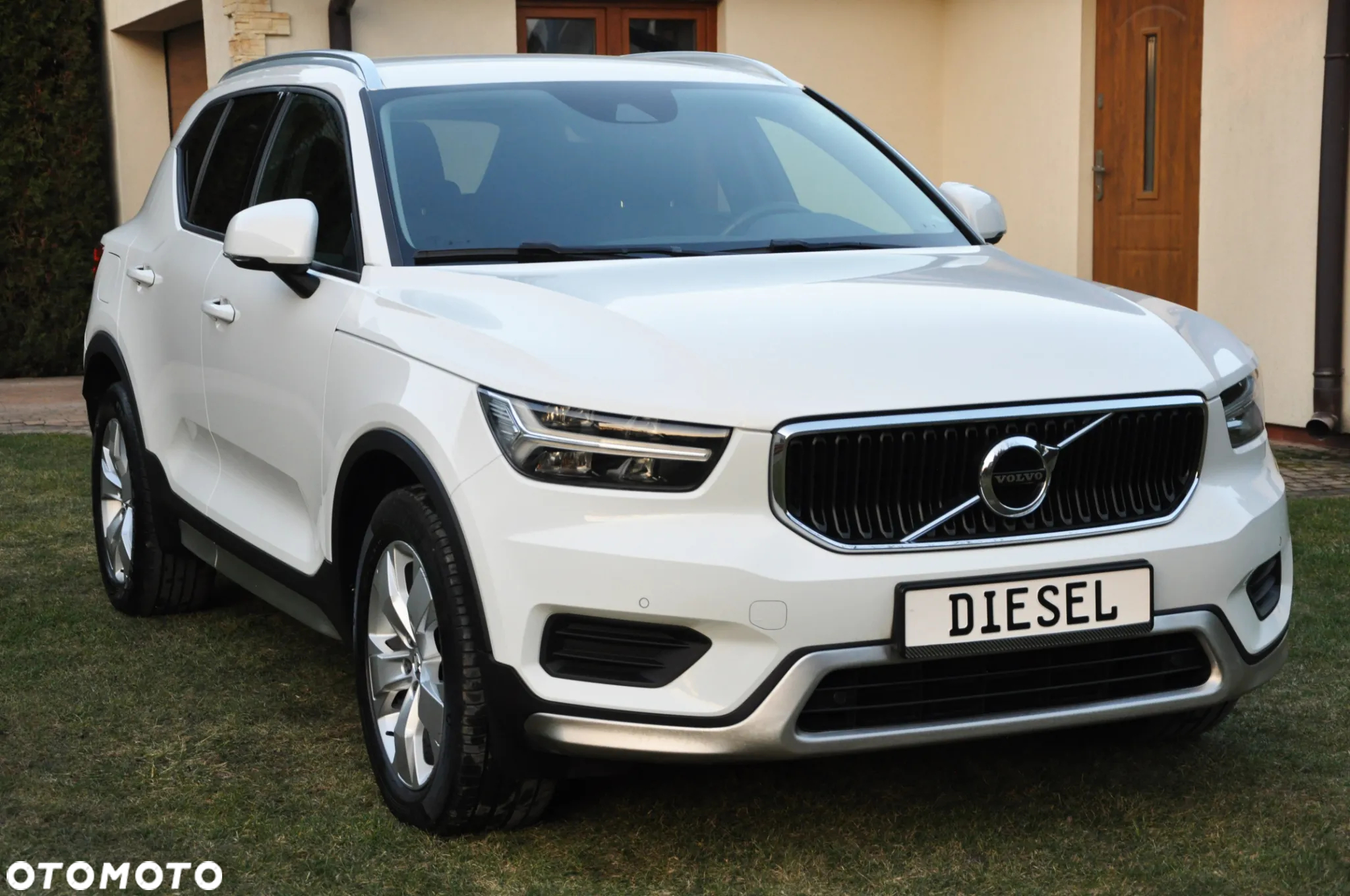 Volvo XC 40 D3 AWD Momentum Pro - 29