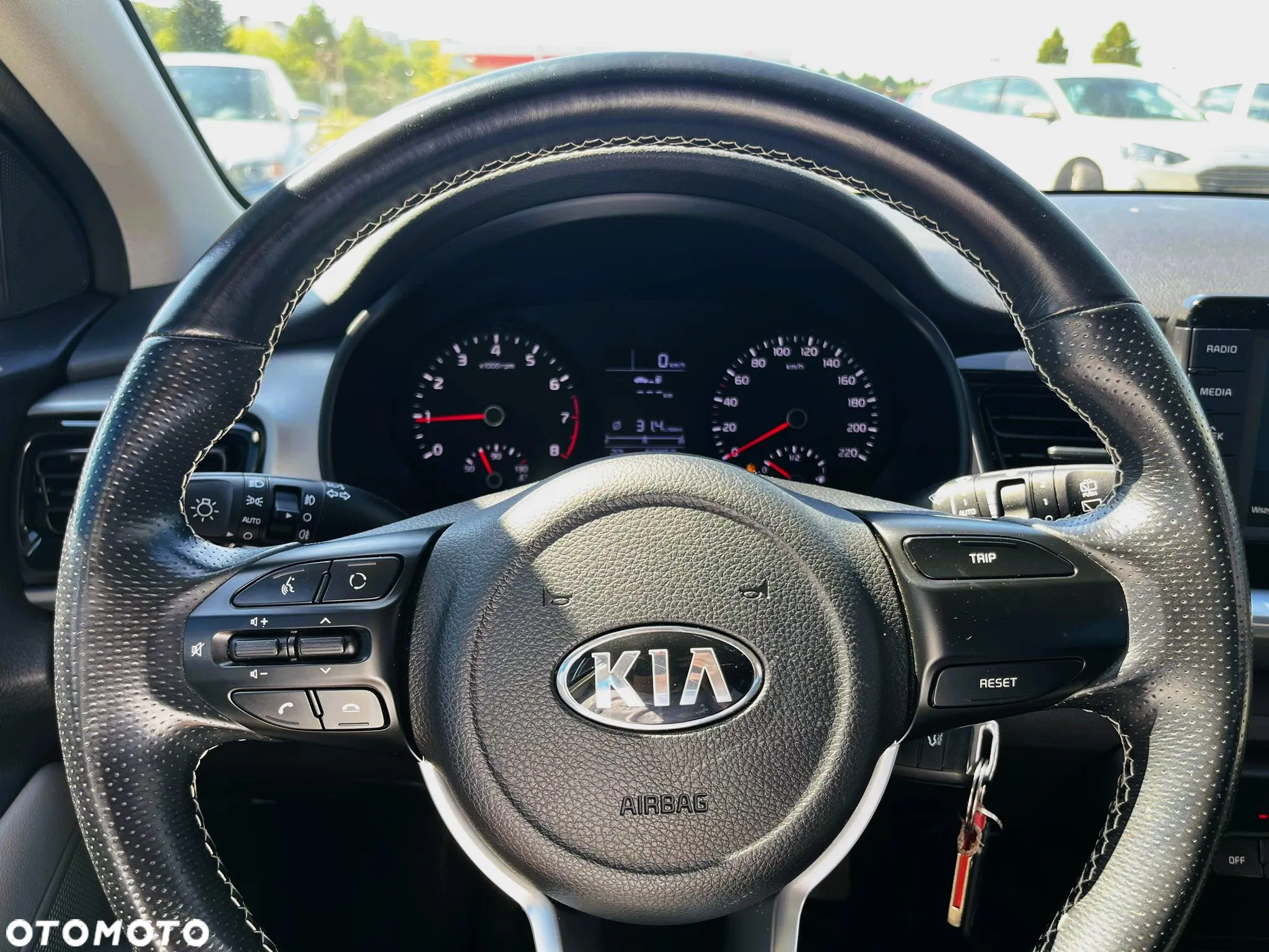 Kia Stonic 1.0 T-GDI L - 13