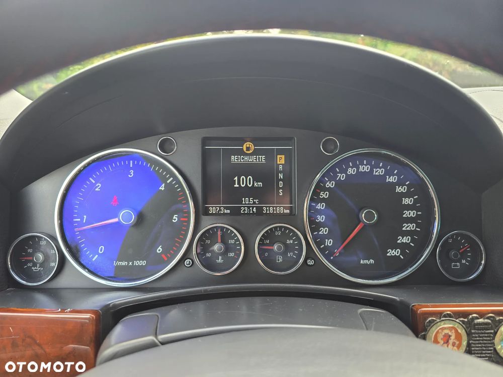 Volkswagen Touareg 2.5 R5 TDI Tiptr - 22