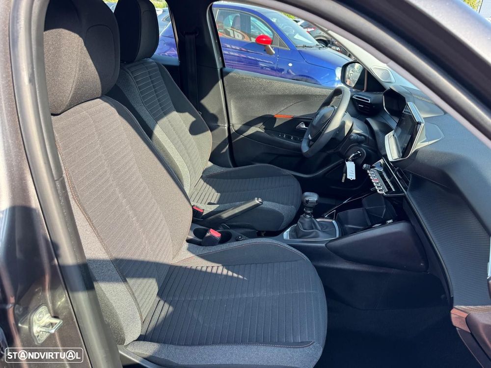 Peugeot 2008 1.2 PureTech Active Pack - 19