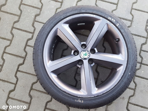AUDI A4 B8 A5 8T FELGA ALUMINIOWA 18 5X112