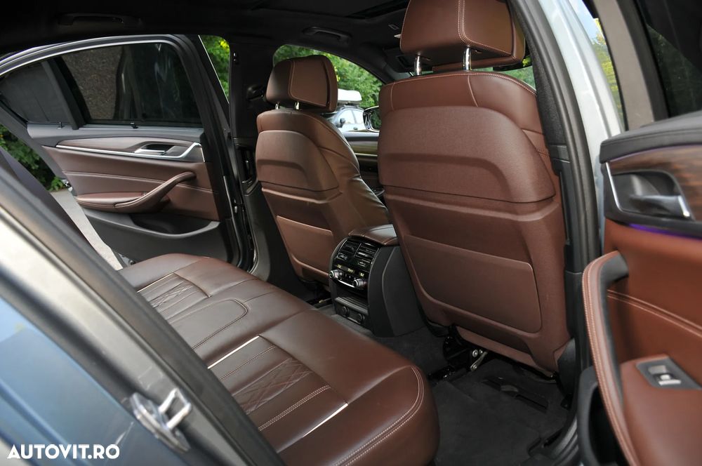 BMW Seria 5 520d AT - 6