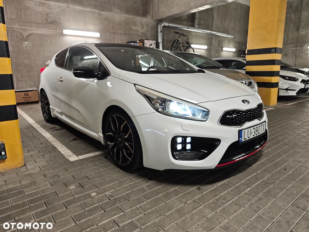 Kia Ceed - 3