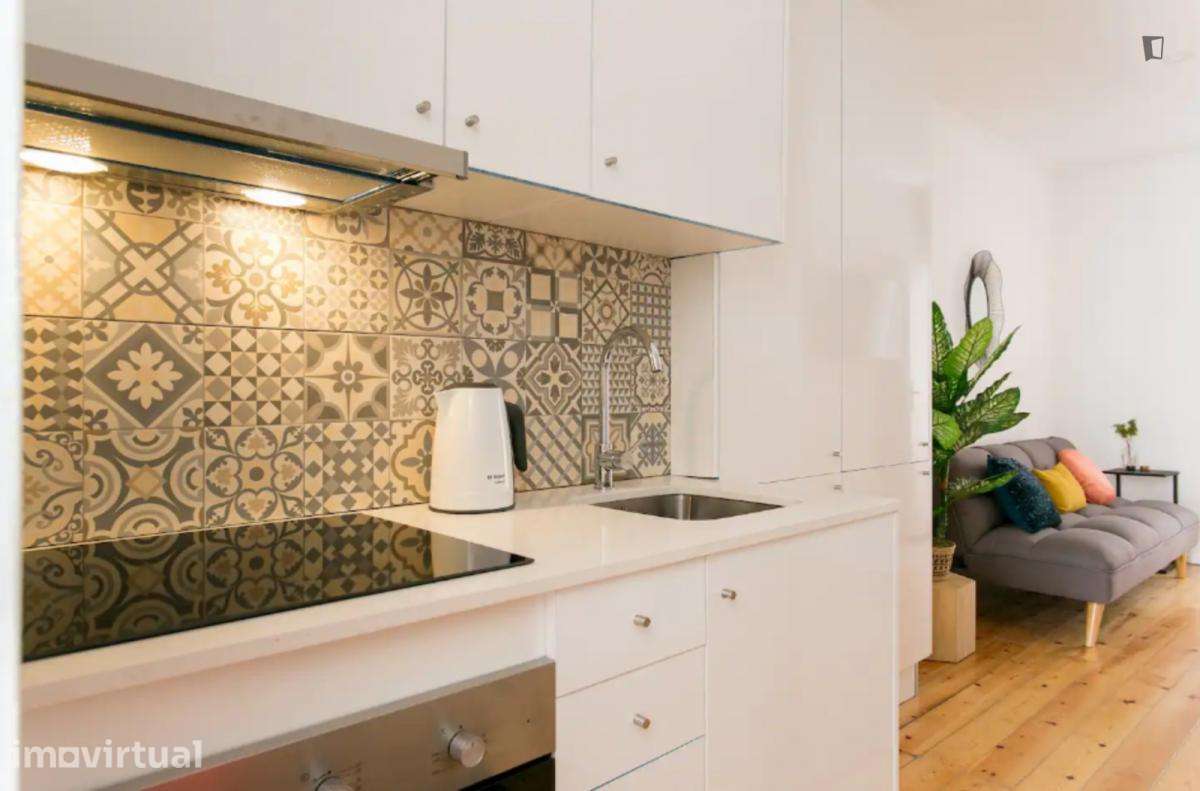 Apartamento com 1 quartos - localizado em Arroios Lisbon - Grande imagem: 4/13